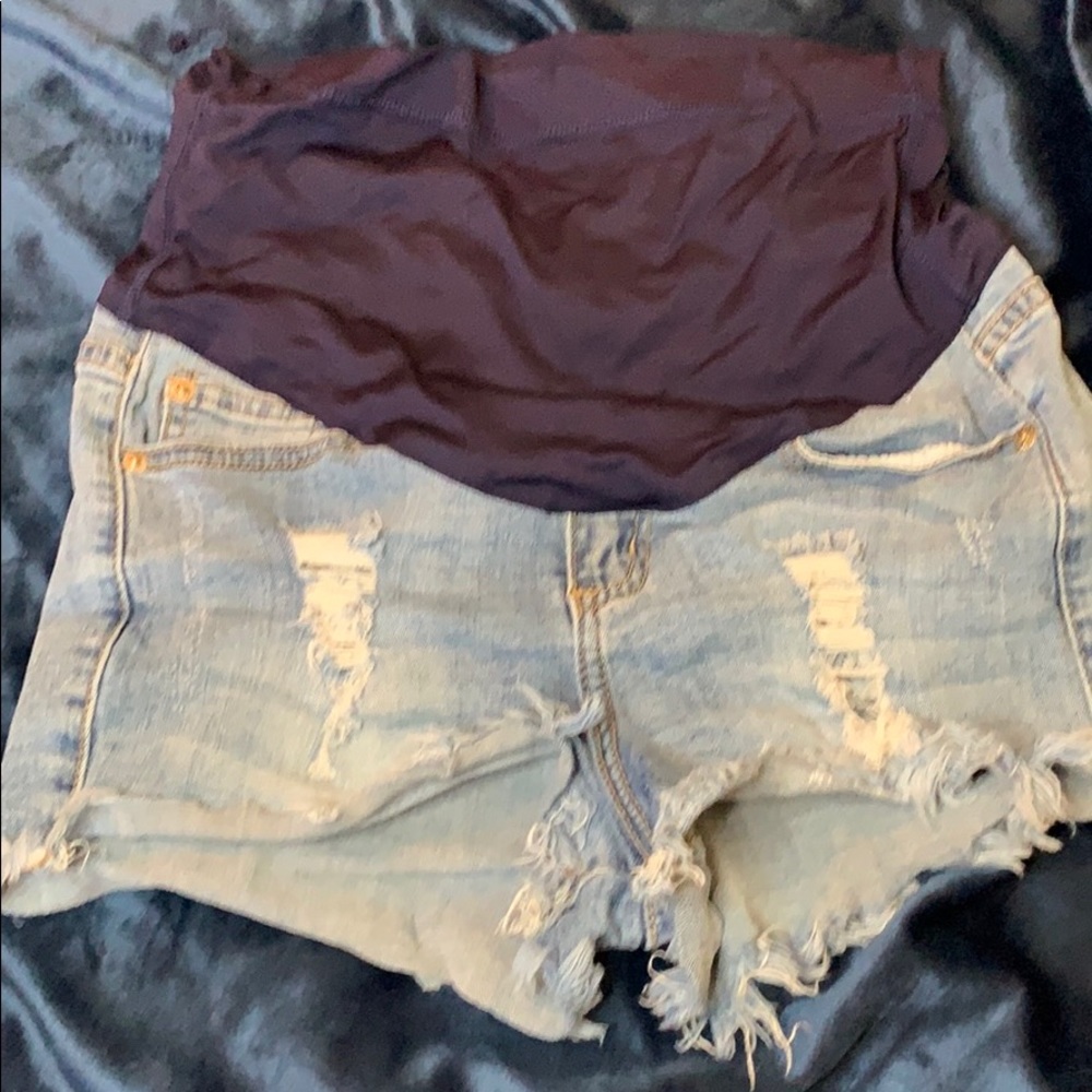 Pinkblush maternity shorts